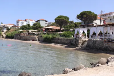 Ammoudi Beach
